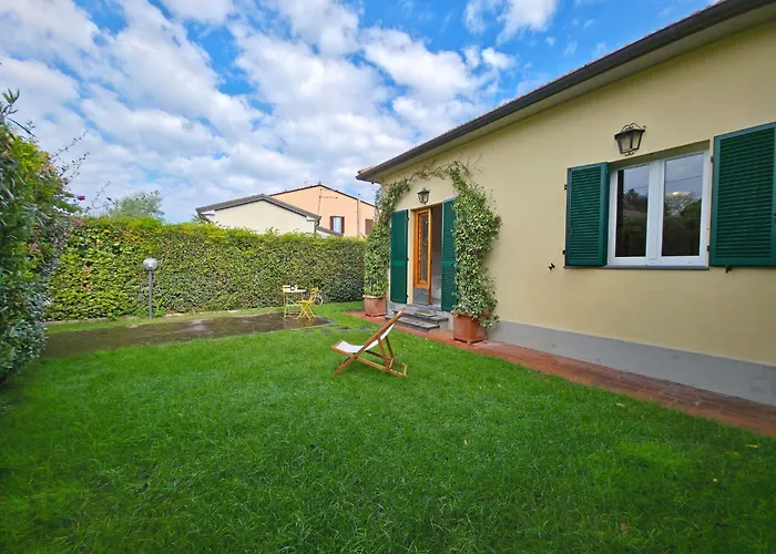 Tonfano Villa Marina di Pietrasanta